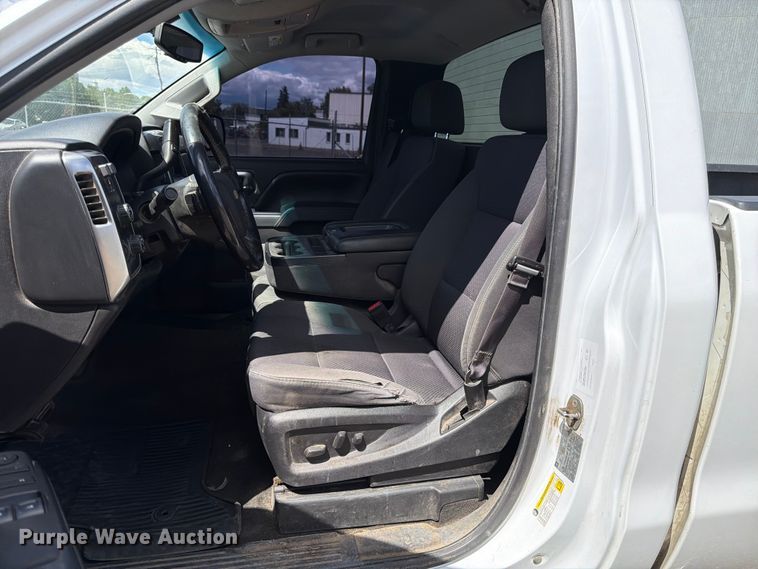image for item FK4532 2016 Chevrolet Silverado 1500 pickup truck