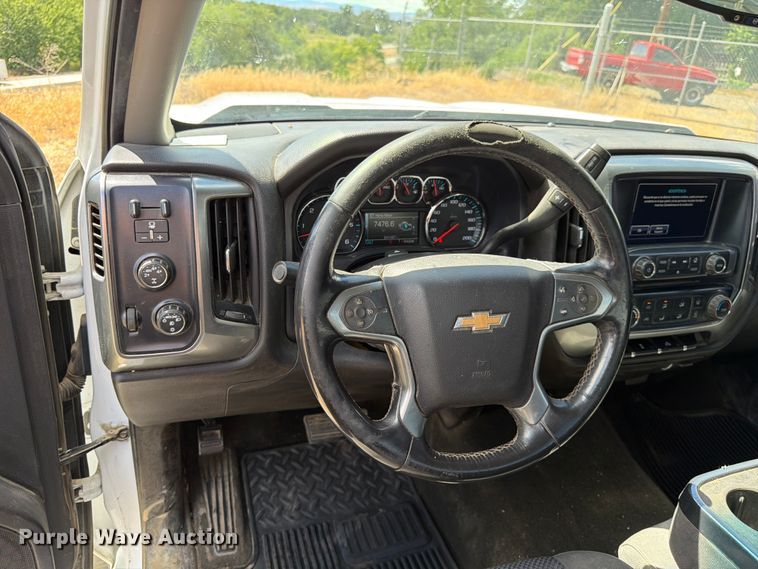 image for item FK4532 2016 Chevrolet Silverado 1500 pickup truck