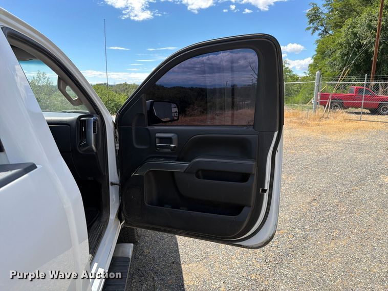 image for item FK4532 2016 Chevrolet Silverado 1500 pickup truck