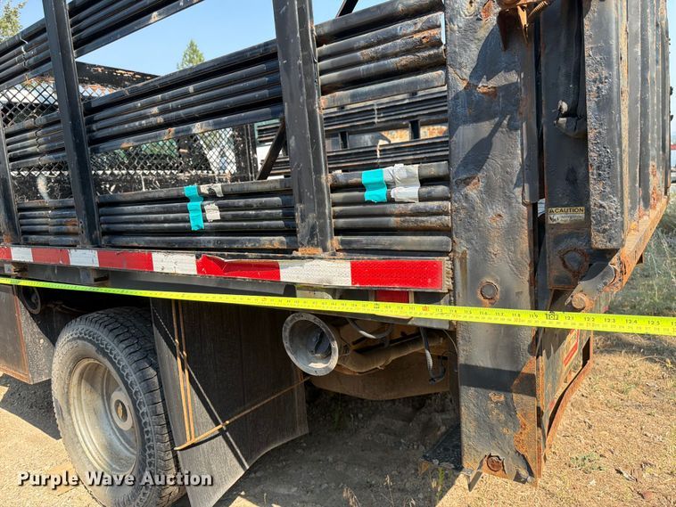 image for item FK4558 2011 Chevrolet Silverado 3500HD Crew Cab flatbed pickup truck