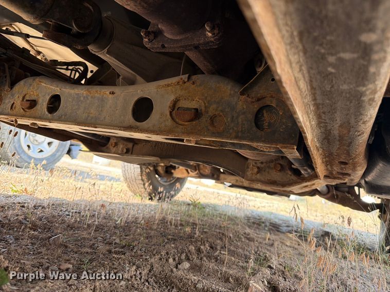 image for item FK4558 2011 Chevrolet Silverado 3500HD Crew Cab flatbed pickup truck