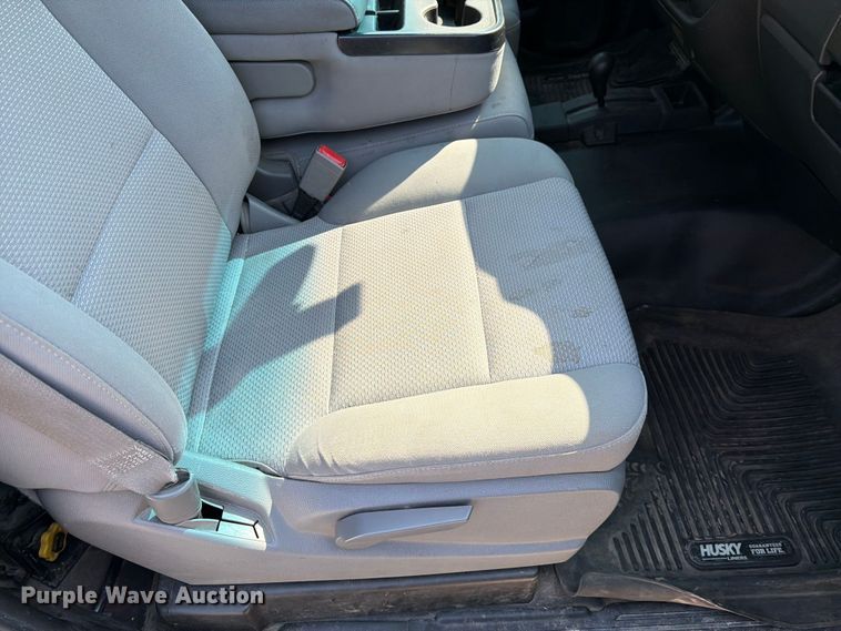 image for item FK4559 2016 Chevrolet Silverado 1500 pickup truck