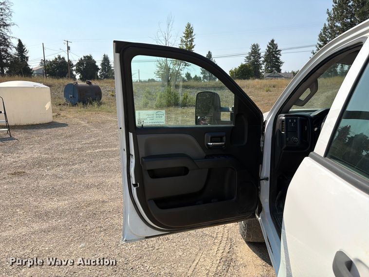 image for item FK4561 2016 Chevrolet Silverado 3500HD Ext. Cab pickup truck