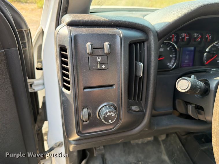 image for item FK4561 2016 Chevrolet Silverado 3500HD Ext. Cab pickup truck