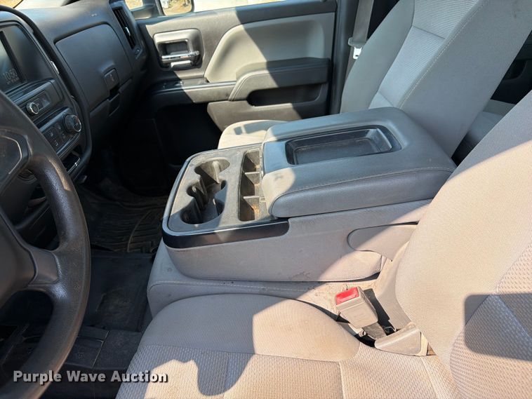 image for item FK4561 2016 Chevrolet Silverado 3500HD Ext. Cab pickup truck