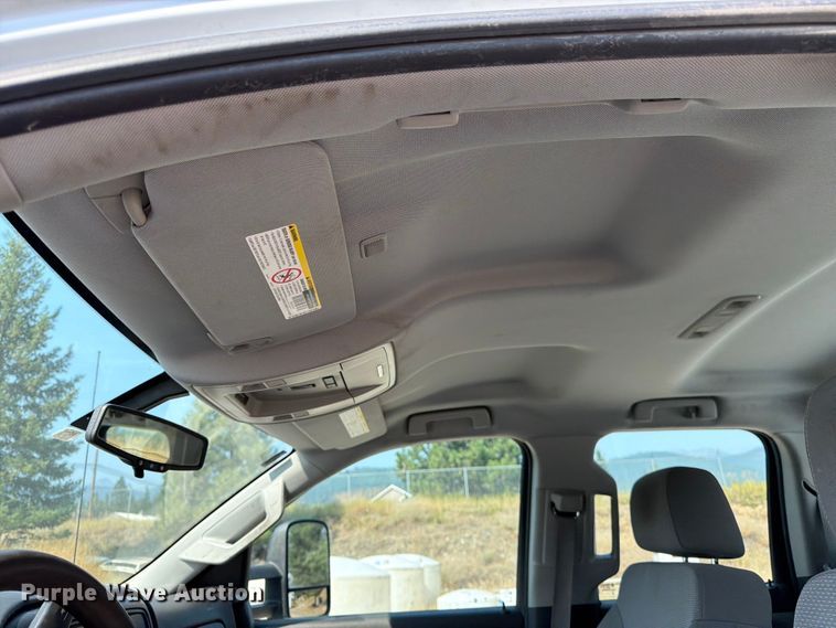 image for item FK4561 2016 Chevrolet Silverado 3500HD Ext. Cab pickup truck