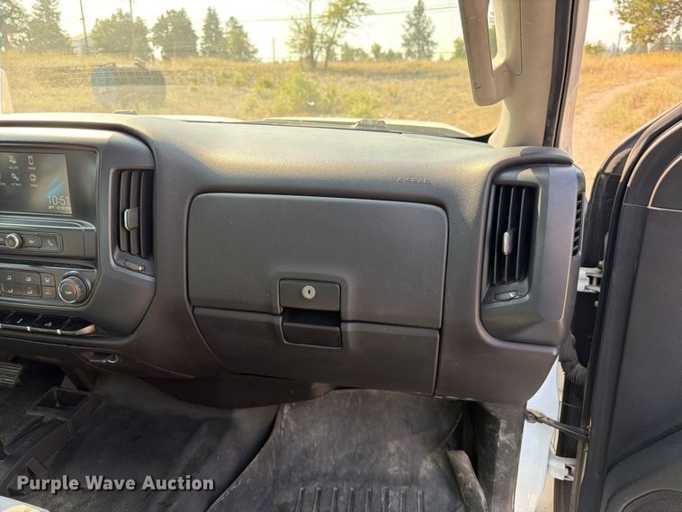 image for item FK4561 2016 Chevrolet Silverado 3500HD Ext. Cab pickup truck
