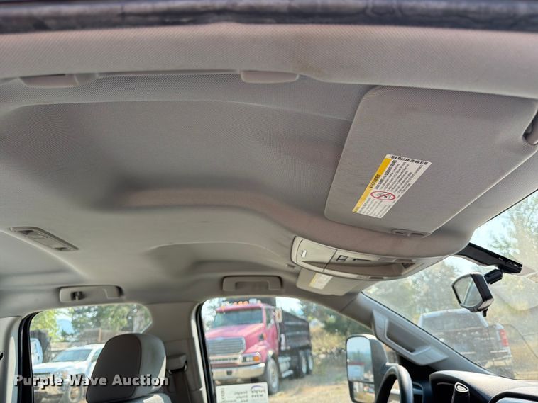 image for item FK4561 2016 Chevrolet Silverado 3500HD Ext. Cab pickup truck