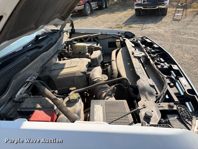 image for item FK4561 2016 Chevrolet Silverado 3500HD Ext. Cab pickup truck