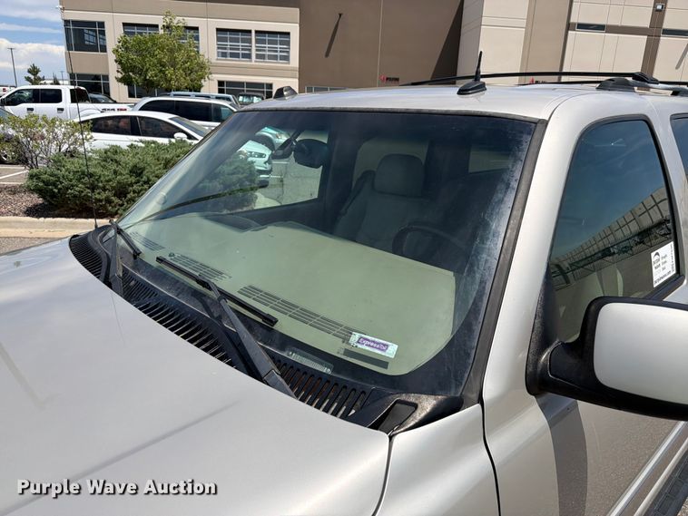 image for item FM7536 2004 GMC Yukon XL SUV