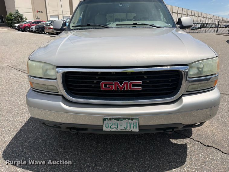image for item FM7536 2004 GMC Yukon XL SUV