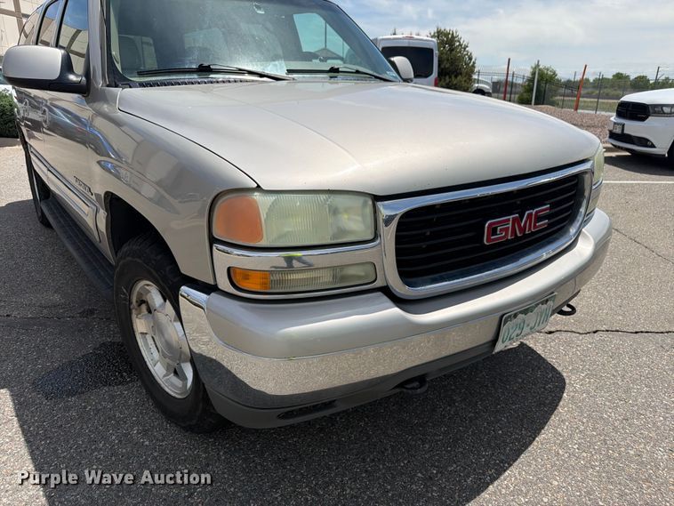image for item FM7536 2004 GMC Yukon XL SUV