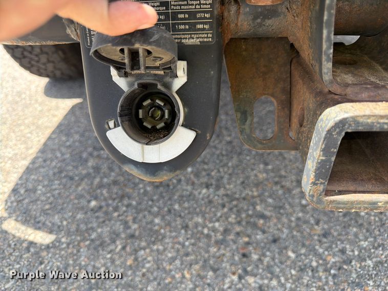 image for item FM7536 2004 GMC Yukon XL SUV