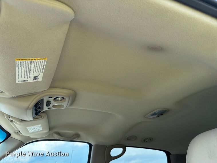 image for item FM7536 2004 GMC Yukon XL SUV