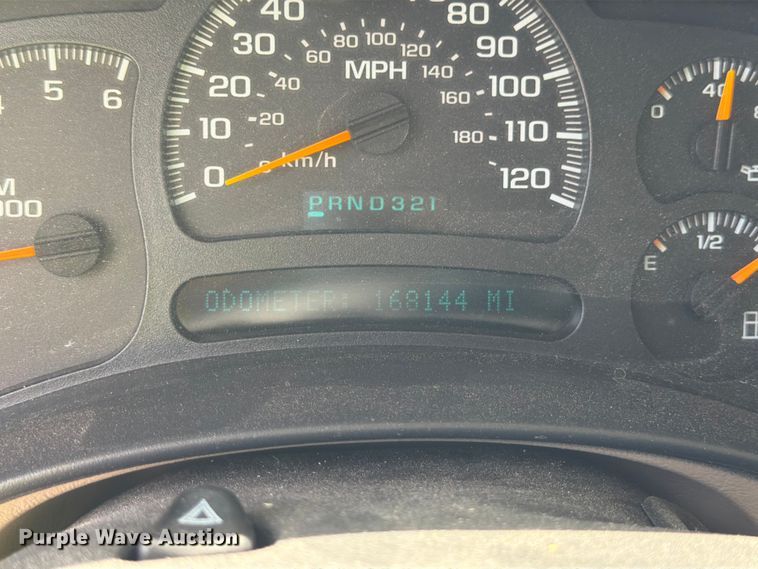 image for item FM7536 2004 GMC Yukon XL SUV