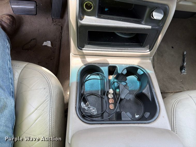 image for item FM7536 2004 GMC Yukon XL SUV