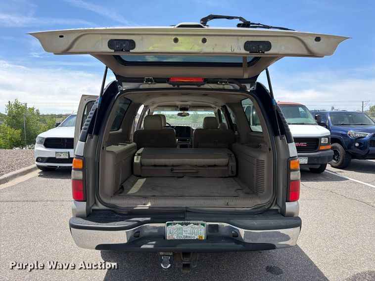 image for item FM7536 2004 GMC Yukon XL SUV