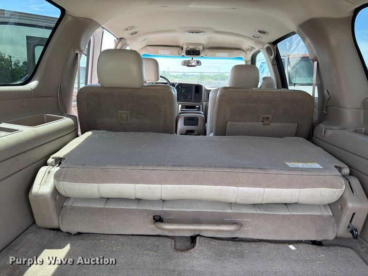 image for item FM7536 2004 GMC Yukon XL SUV