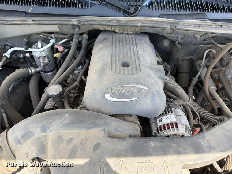 image for item FM7536 2004 GMC Yukon XL SUV