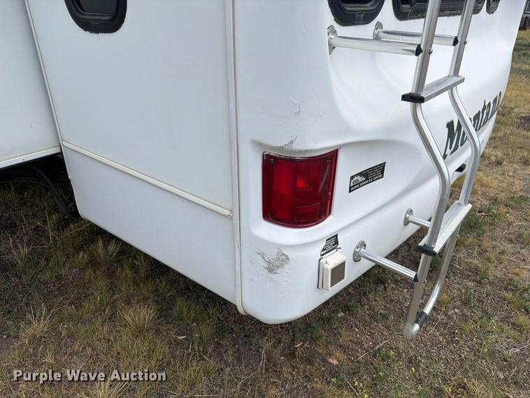 image for item FM7599 2005 Keystone camper