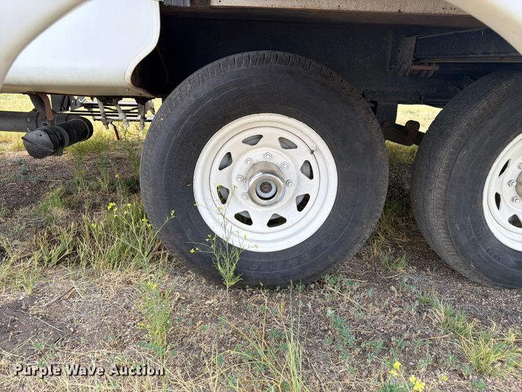 image for item FM7599 2005 Keystone camper