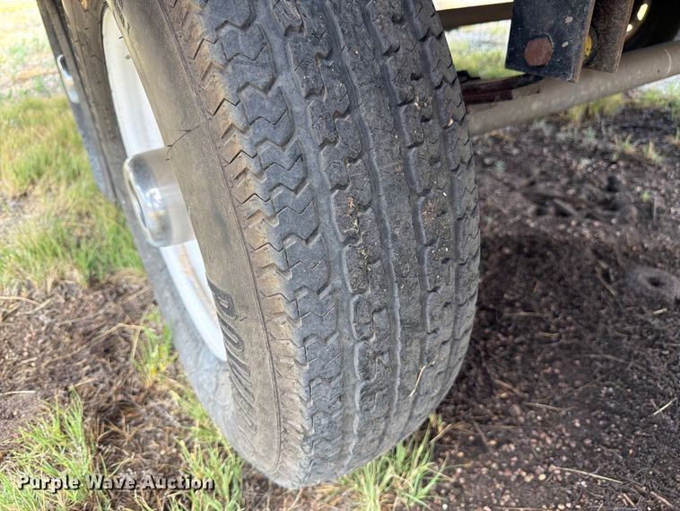 image for item FM7599 2005 Keystone camper