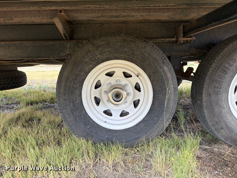 image for item FM7599 2005 Keystone camper