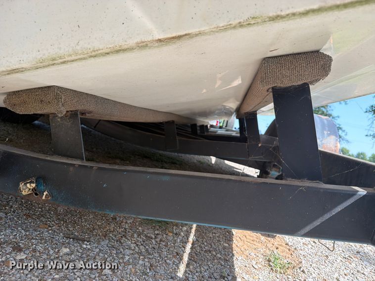 image for item FN2517 1995 Mariah Barchetta boat