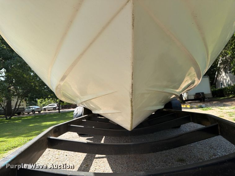 image for item FN2517 1995 Mariah Barchetta boat