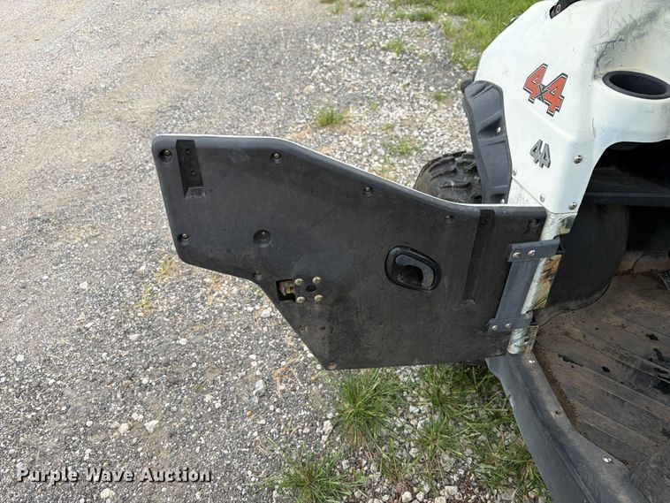 image for item FN2528 2014 Scout Motors Scout X2 utility vehicle