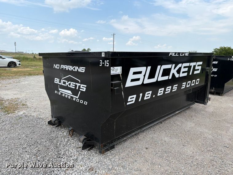 Roll-off dumpster