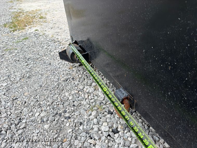 image for item FN2534 Roll-off dumpster
