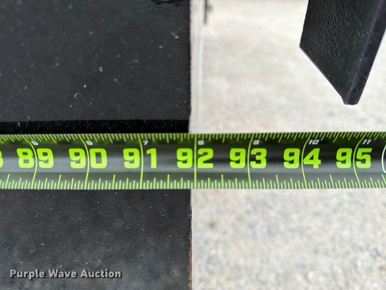 image for item FN2534 Roll-off dumpster