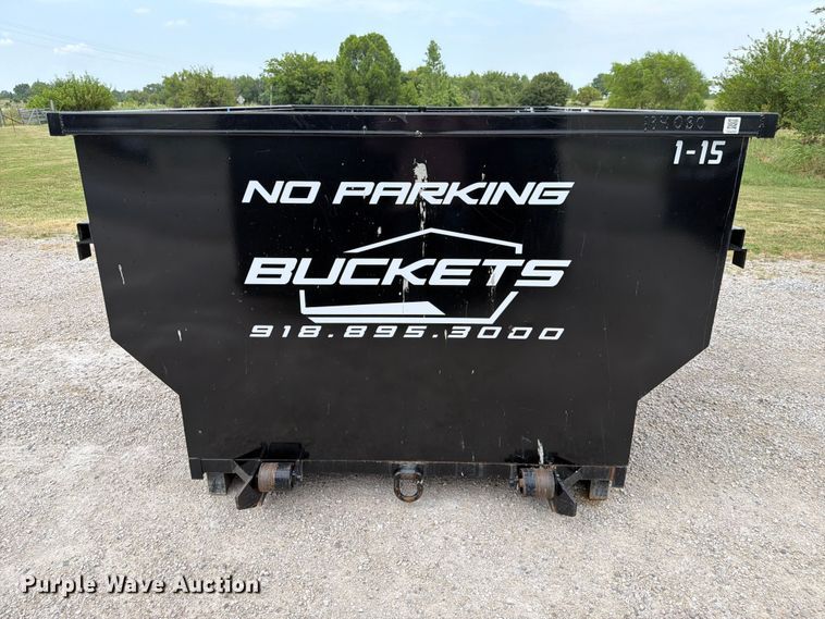 image for item FN2535 Roll-off dumpster