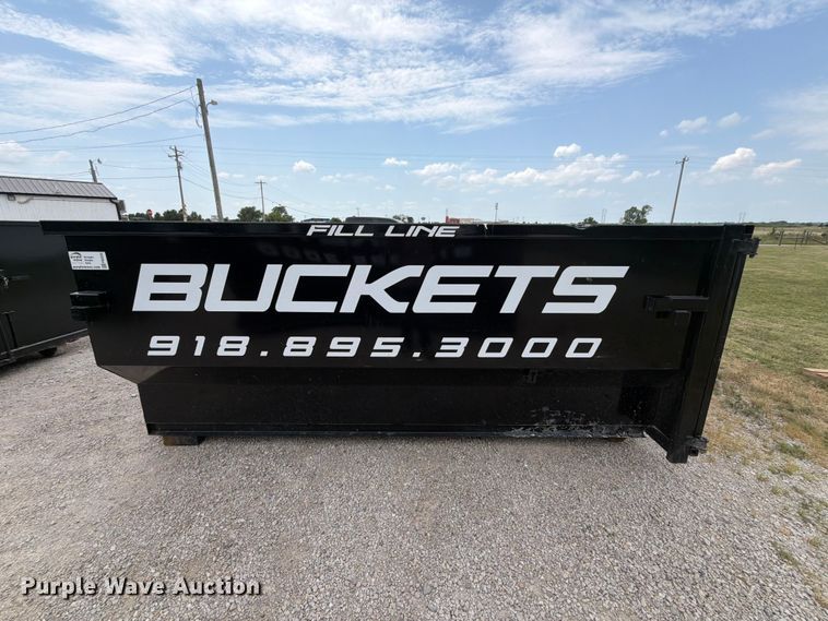image for item FN2535 Roll-off dumpster