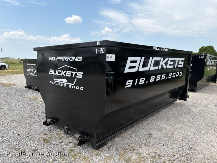 Roll-off dumpster