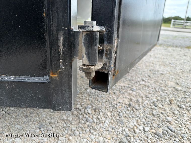 image for item FN2536 Roll-off dumpster