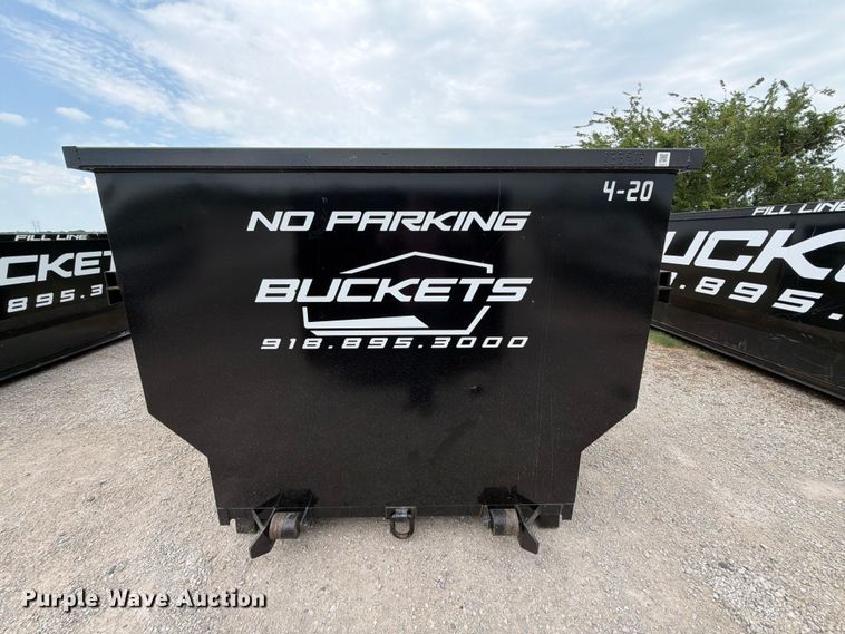 image for item FN2537 Roll-off dumpster