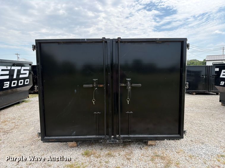 image for item FN2537 Roll-off dumpster