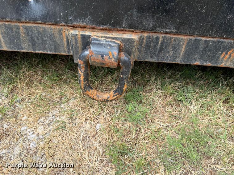 image for item FN2538 Roll-off dumpster