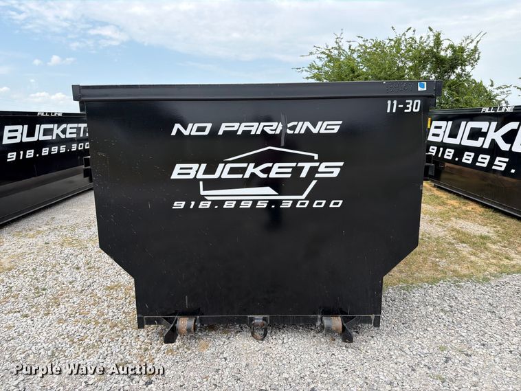 image for item FN2539 Roll-off dumpster
