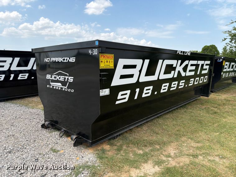 Roll-off dumpster