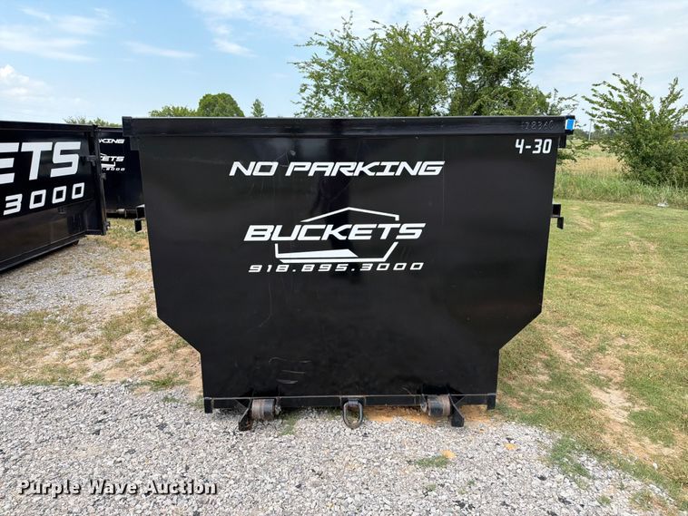 image for item FN2540 Roll-off dumpster