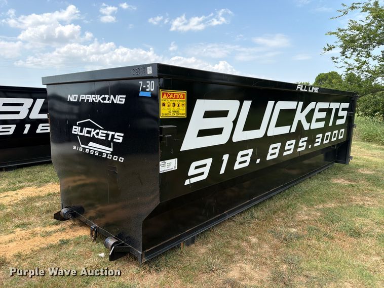Roll-off dumpster