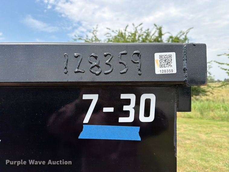 image for item FN2541 Roll-off dumpster