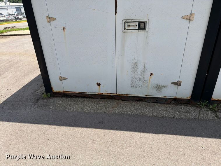 image for item FN5732 (3) storage containers