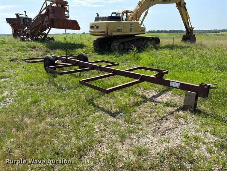 image for item FN5773 Round bale trailer
