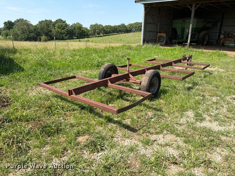 image for item FN5773 Round bale trailer