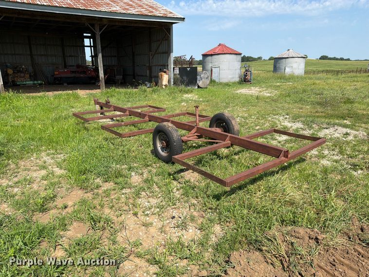 image for item FN5773 Round bale trailer
