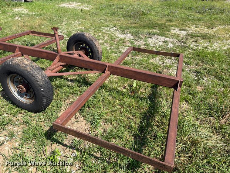 image for item FN5773 Round bale trailer